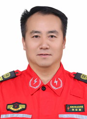 李宏巍