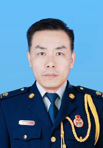 李军杰